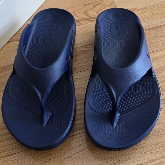Oofos Original Men's 8 Navy Sport Slide Flip Flop Sandals - Picture 2 of 11